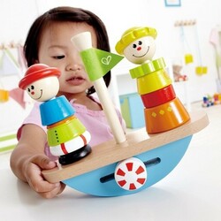 Hape. Корабль - качалка (E0423)