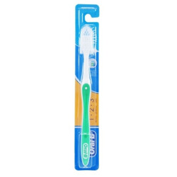 Oral-B. Щетка зубная 3-Эффект Fresh Strong 1-2-3 жесткости 1шт-уп (3014260808105)