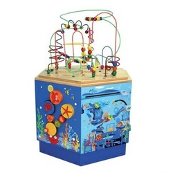 Hape. Лабиринт-центр "Коралловый риф" (E1907)