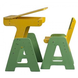 SportBaby. Дитяча парта з пеналом