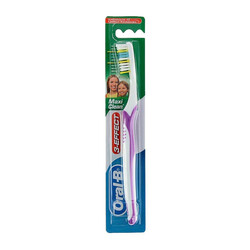 .Oral-B. Зубная щетка 3 Effect Maxi Clean (016588)