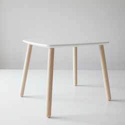 Tatoy. Стол детский 2-4 года, белый (31001)