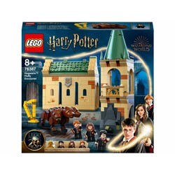 LEGO. Конструктор LEGO Harry Potter Хогвартс: пушистая встреча (76387)