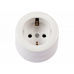 Luxel. Розетка  накладная с заземлением (1030)